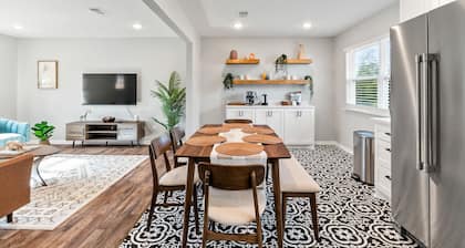 Midtown 4 BR for Work Stays and Home Transition