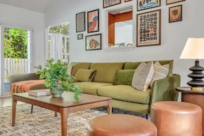 Smart TV, video games, ping pong, music library