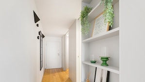 Interior - GuestReady - Trendy getaway in the heart of Porto (Porto)