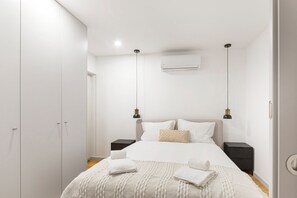 1 bedroom, iron/ironing board, internet, bed sheets - GuestReady - Trendy getaway in the heart of Porto (Porto)