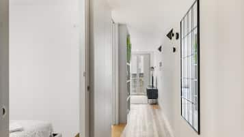 1 bedroom, iron/ironing board, internet, bed sheets