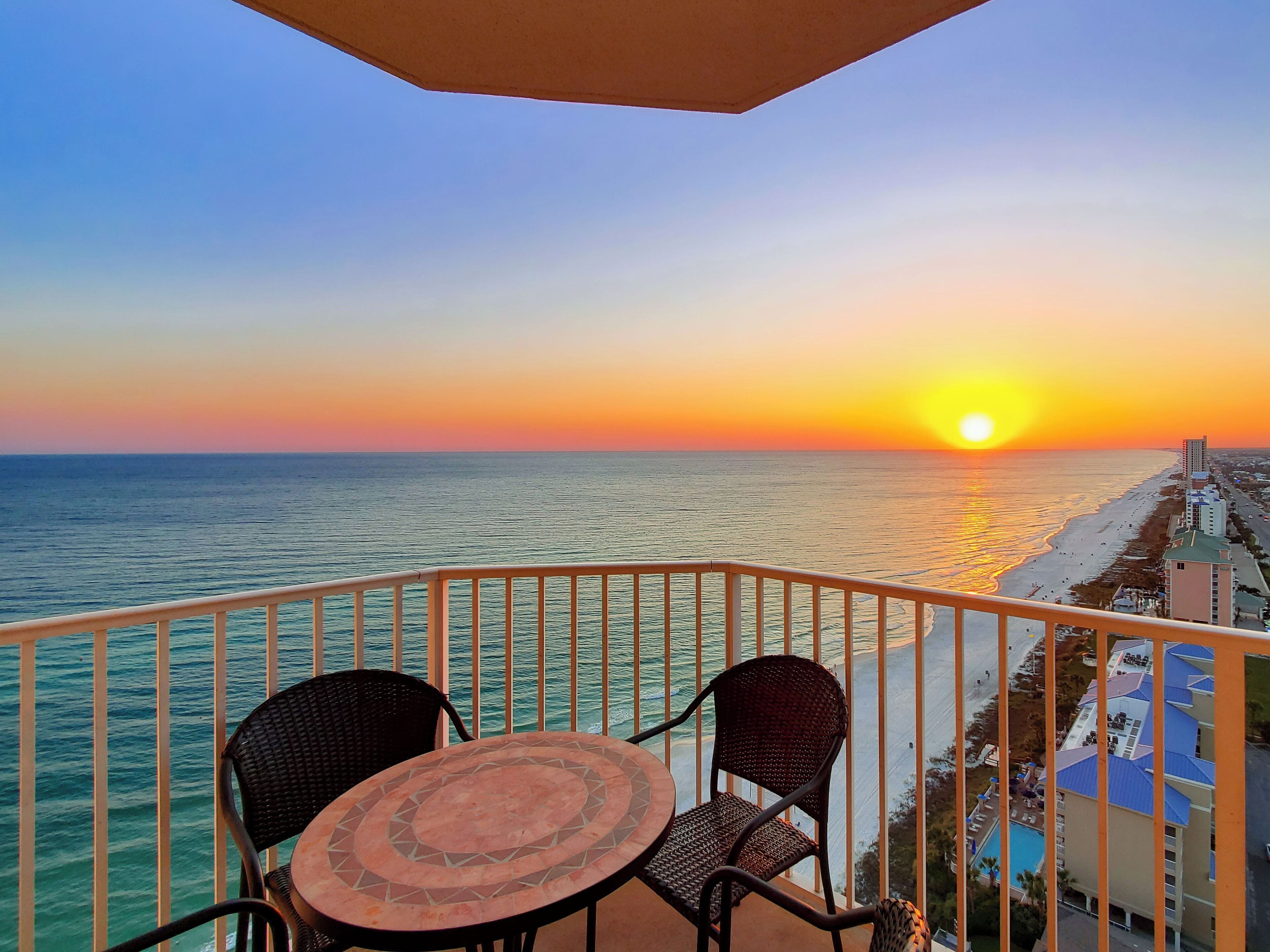 Appartement, Meerdere bedden, balkon, uitzicht op zee (Tidewater Beach Resort 2000) | Terrein van de accommodatie