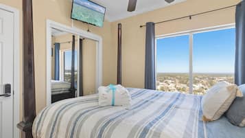 1 bedroom, individually decorated, individually furnished