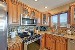 Fridge, microwave, oven, stovetop - Sprawling lake home with wood fireplace, hot tub, game tables, sauna, & grill (McHenry)