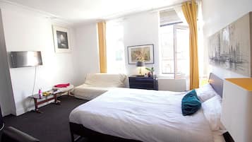 1 bedroom, desk, iron/ironing board, free WiFi