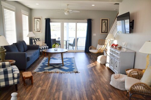 Waterfront Home 3BR|King bed|Private Dock