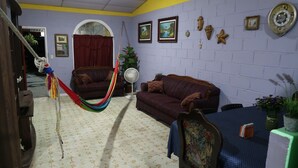 Family House | Living area - Palacios Hub (San Miguel)