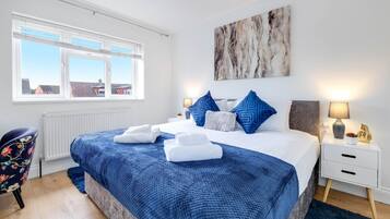 House | 3 bedrooms, bed sheets