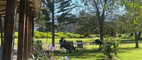 Bungalow, 1 chambre, fumeur, vue jardin | Terrasse/Patio