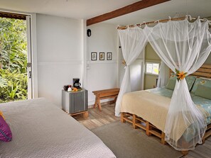 Einzelzimmer | Hochwertige Bettwaren, Daunenbettdecken, Minibar, individuell dekoriert