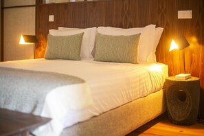 Deluxe tweepersoonskamer | Lakens van Egyptisch katoen, luxe beddengoed