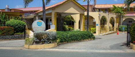 숙박 시설 정면