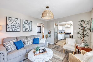 2 bedrooms - Newly Renovated - Must Stay at in Algoma (Algoma)