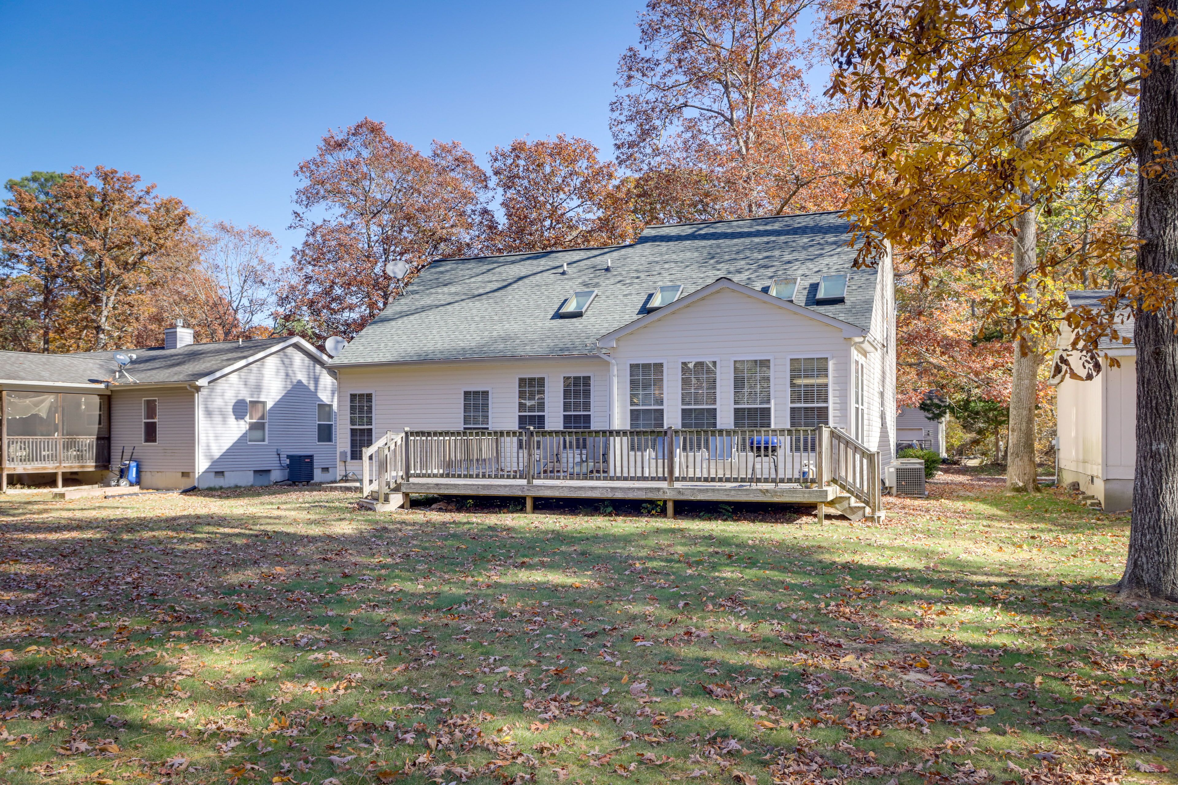 Greenbackville Vacation Rental | 4BR | 2.5BA | 2,500 Sq Ft | 3 Steps to Enter