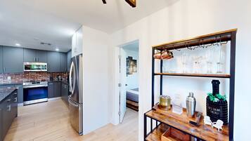 Luxury Villa, 5 Bedrooms, Private Pool, Pool View | Minibar