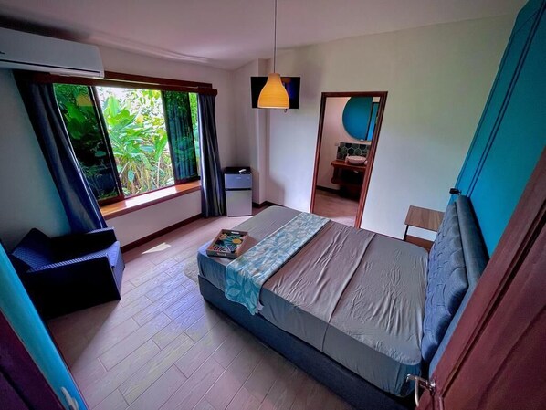 1 bedroom, WiFi, bed sheets