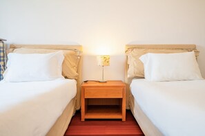 2 Schlafzimmer, Bügeleisen/Bügelbrett, Internetzugang, Bettwäsche