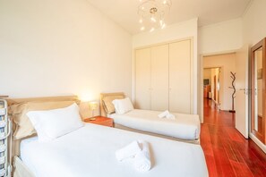 2 Schlafzimmer, Bügeleisen/Bügelbrett, Internetzugang, Bettwäsche