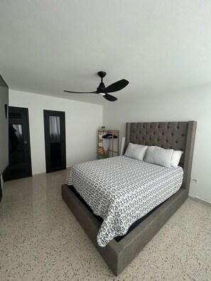 1 habitación y caja de seguridad en la habitación 