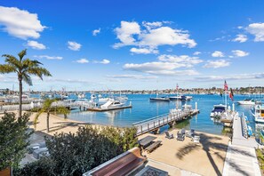 Marina - Lovely 4-bedroom house in Newport Beach with WiFi and AC (Newport Beach)