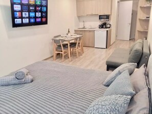 1 bedroom, WiFi, bed sheets