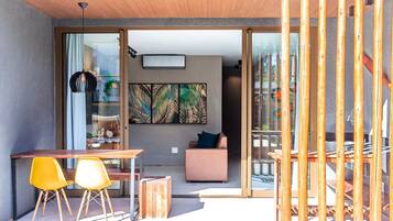 2 bedrooms, free WiFi