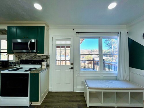Cozy 3-Bedroom Home w/ Covered Deck. Pet-Friendly!