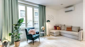 Luxury Apartment | Living area