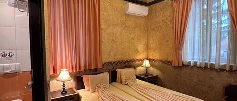 4 Schlafzimmer, Bügeleisen/Bügelbrett, WLAN, Bettwäsche