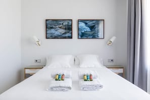 1 dormitorio, cortinas opacas, sistema de insonorización