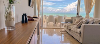 Tu Oasis Moderno con Vista al mar en Telchac!!!