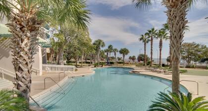 Gulfport Condo with Views: Walk to Beach