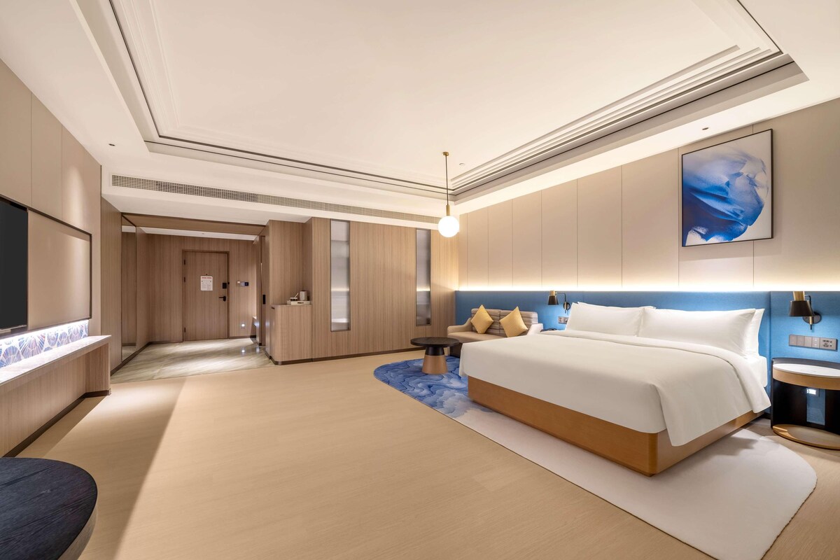 King Deluxe Room