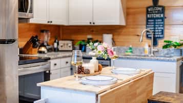 Family Cabin | Private kitchen
