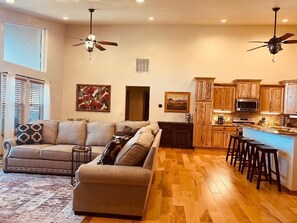 TV, fireplace, offices