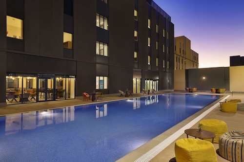 Hampton by Hilton Sharma NEOM Community 1