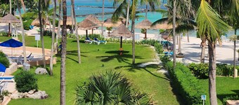 Best Location 3BR Beachfront Condo with Ocean View