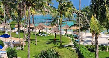 Best Location 3BR Beachfront Condo with Ocean View