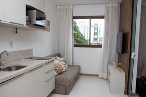 Basic Apartment | Private kitchen