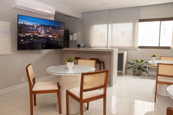 Dining - Apartamentos SSA Caminho das Árvores (Salvador)