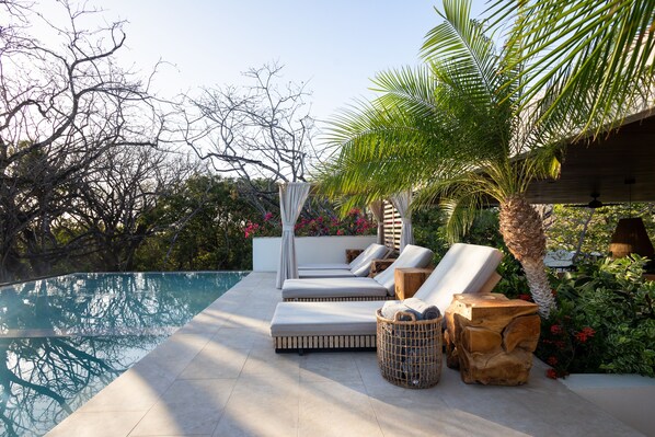 Alberca al aire libre 