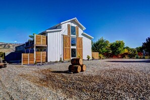 Exterior - The Barn at Taylor Farms (Palisade)