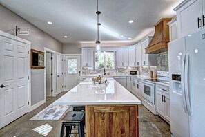 Private kitchen - The Barn at Taylor Farms (Palisade)