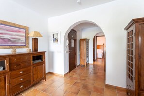 3 Schlafzimmer, Bügeleisen/Bügelbrett, Internetzugang, Bettwäsche