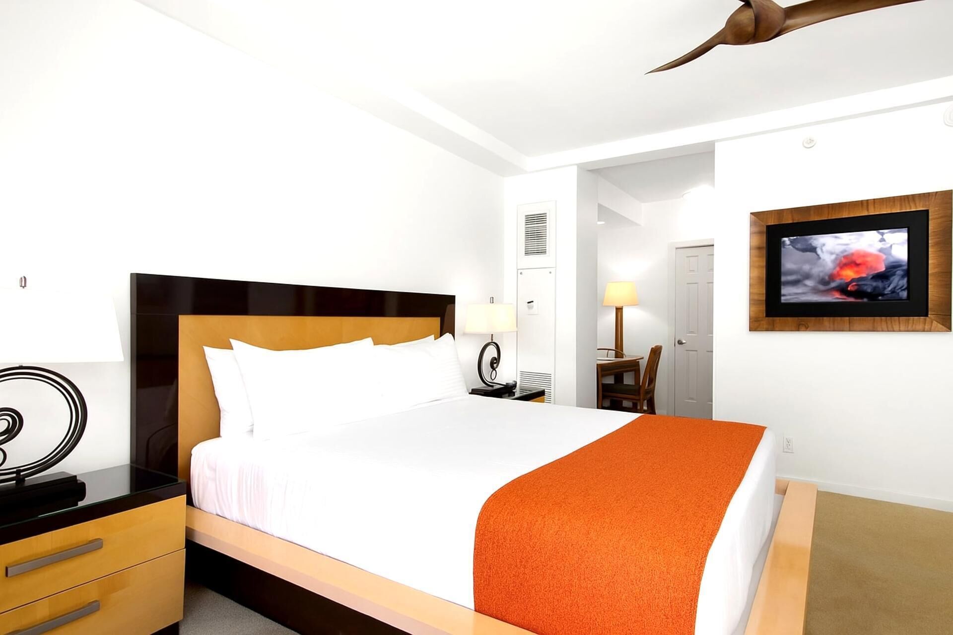 Condo (1 Bedroom) | 1 bedroom, iron/ironing board, bed sheets