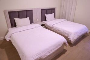 4 bedrooms, free WiFi - 4 BDR Apt. - Boulevard Mivida (New Cairo)