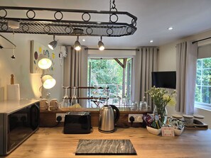 Cottage | Interior - Ty Barddu (Newcastle Emlyn)