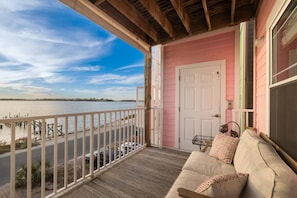 Property grounds - Gulf Front sunset stilt house with amazing sunsets (Cedar Key)