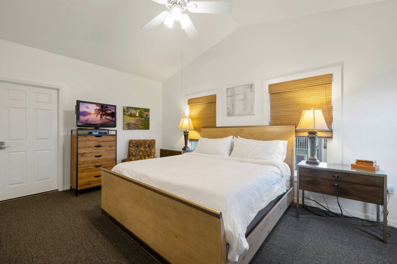 1 soverom, strykejern/-brett, reiseseng for barn og wi-fi (inkludert)