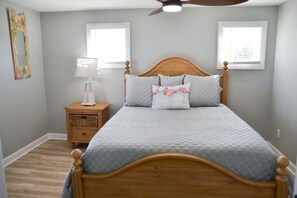 4 soverom, skrivebord, reiseseng for barn og wi-fi